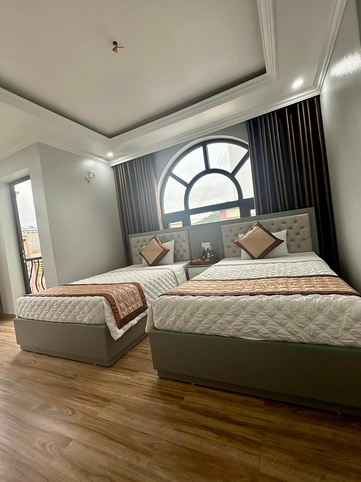 Viet Hoang Hotel Ha Long Eksteriør billede
